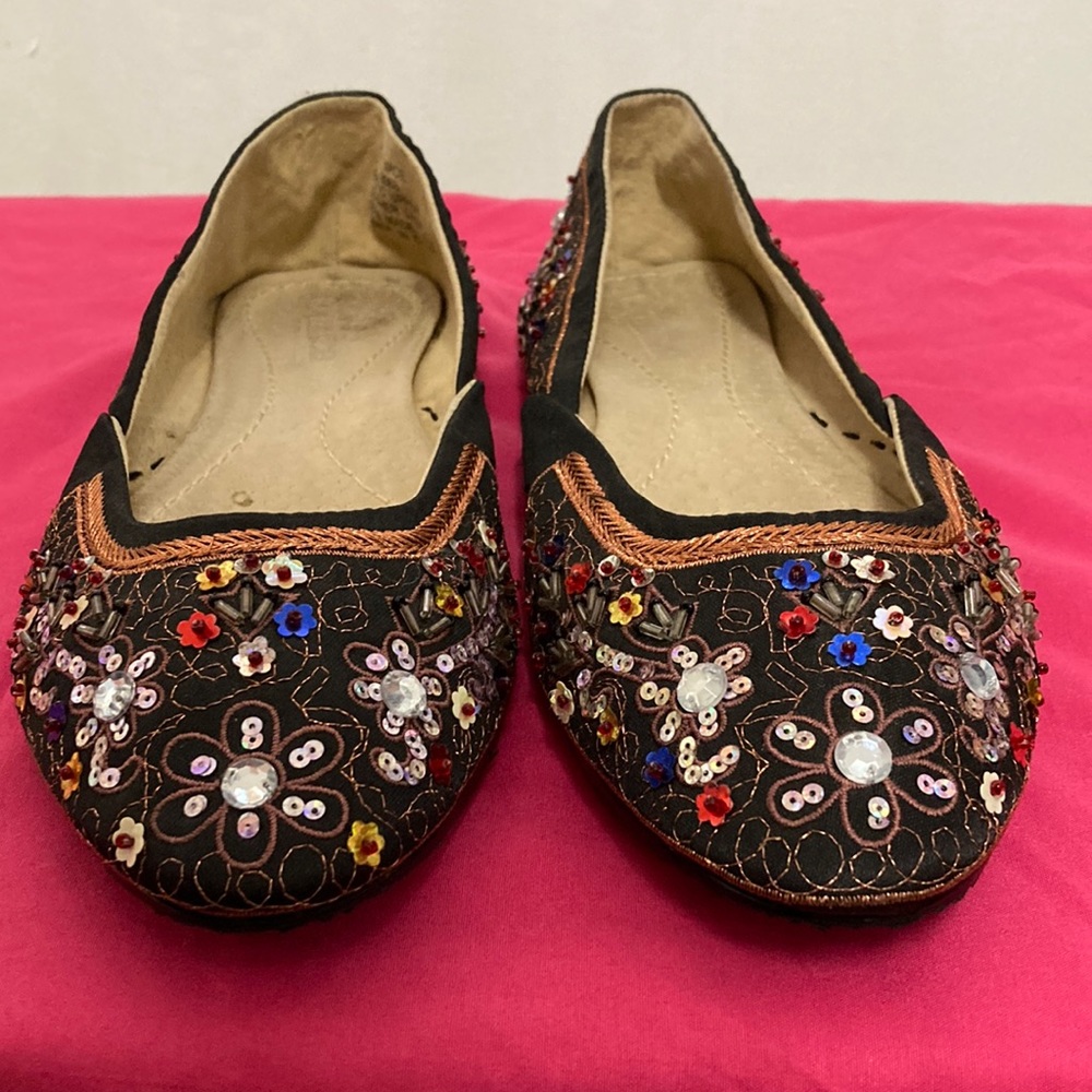Tribeca Black Beaded Flats by Kenneth Cole Sz 7.5 M